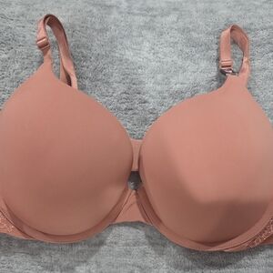 Victoria's Secret T-shirt Push-Up Bra